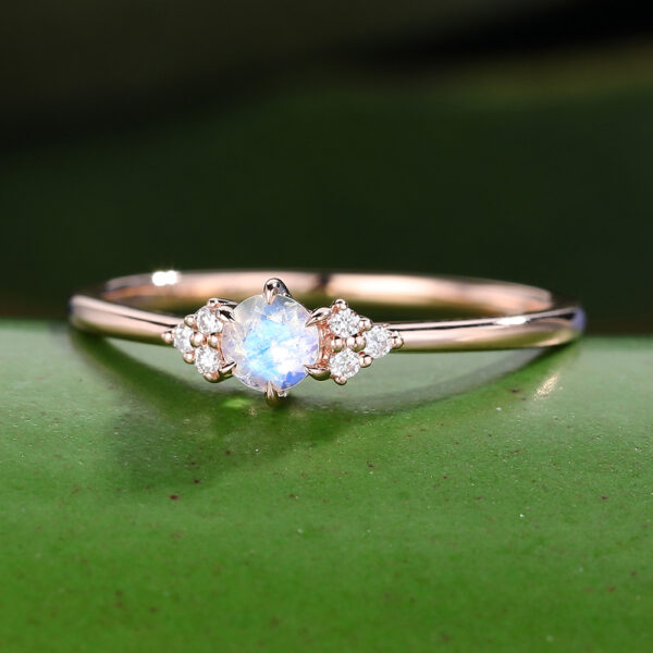 Gardensring Rose gold Round cut Moonstone engagement ring-2